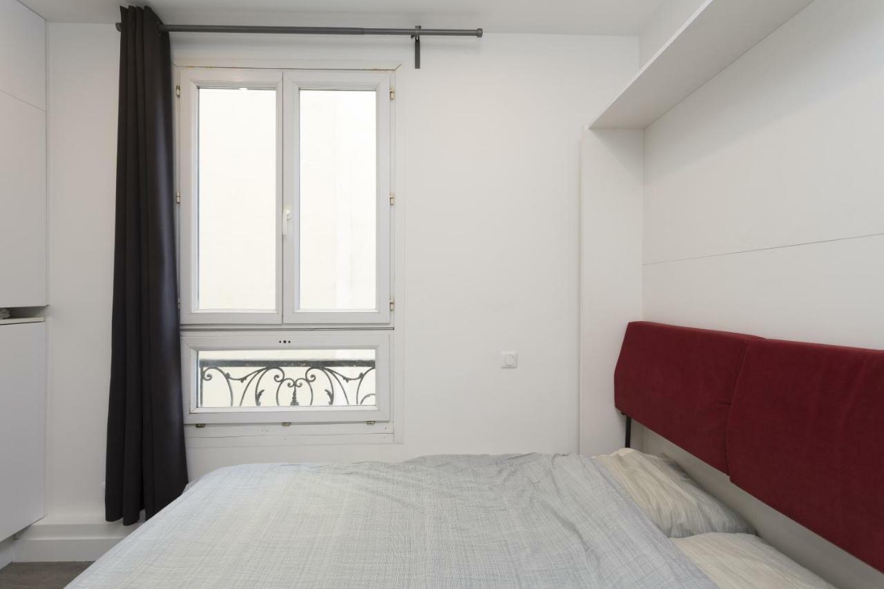 Studette De Charme Neuve Proche Invalides Appartement Parijs Buitenkant foto