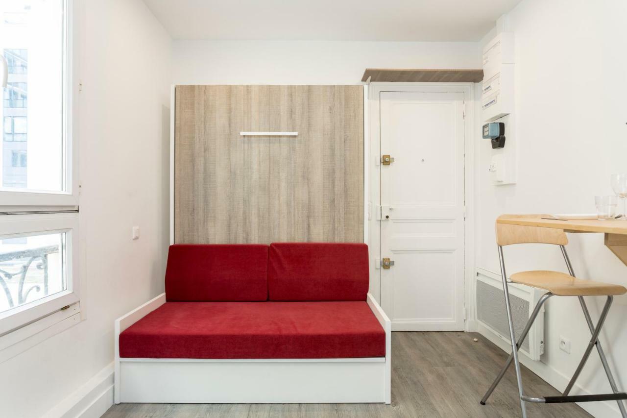 Studette De Charme Neuve Proche Invalides Appartement Parijs Buitenkant foto