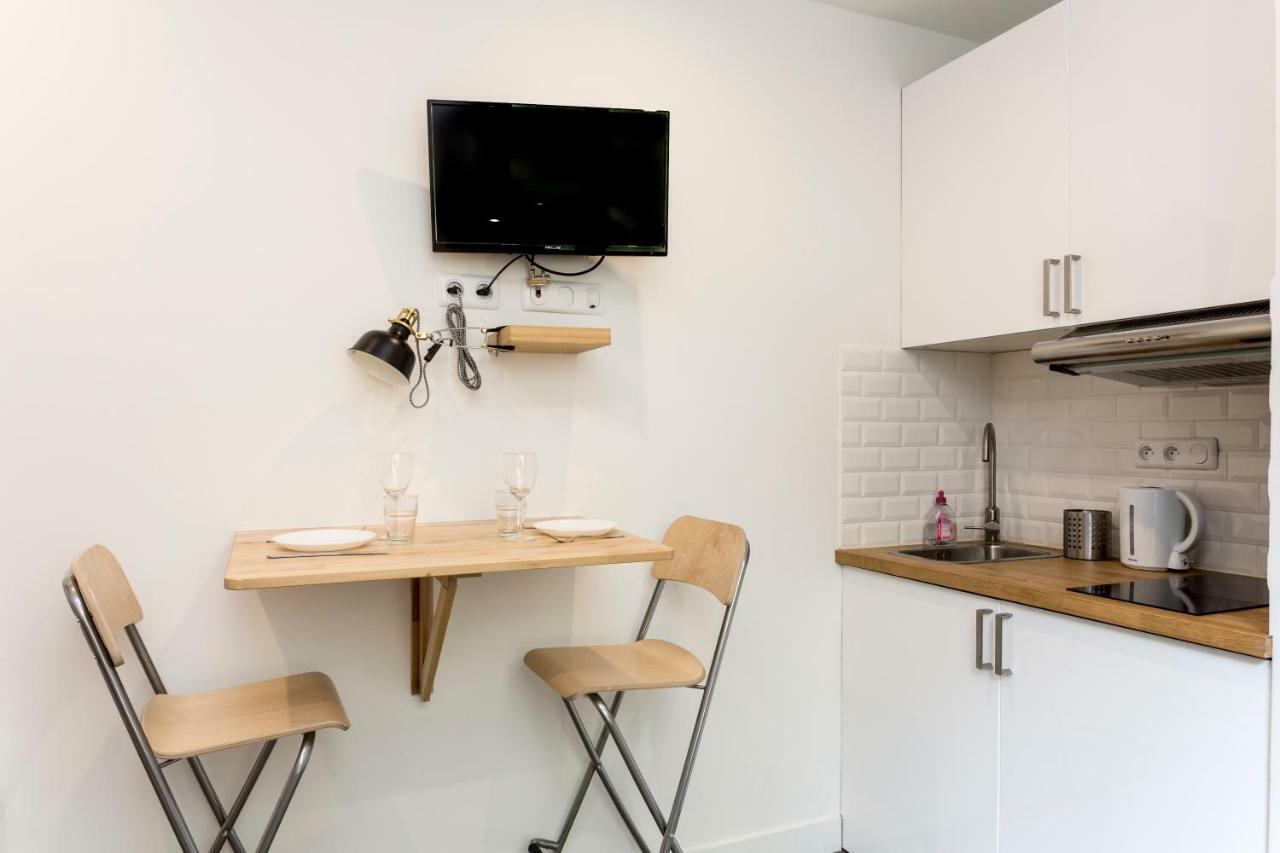 Studette De Charme Neuve Proche Invalides Appartement Parijs Buitenkant foto