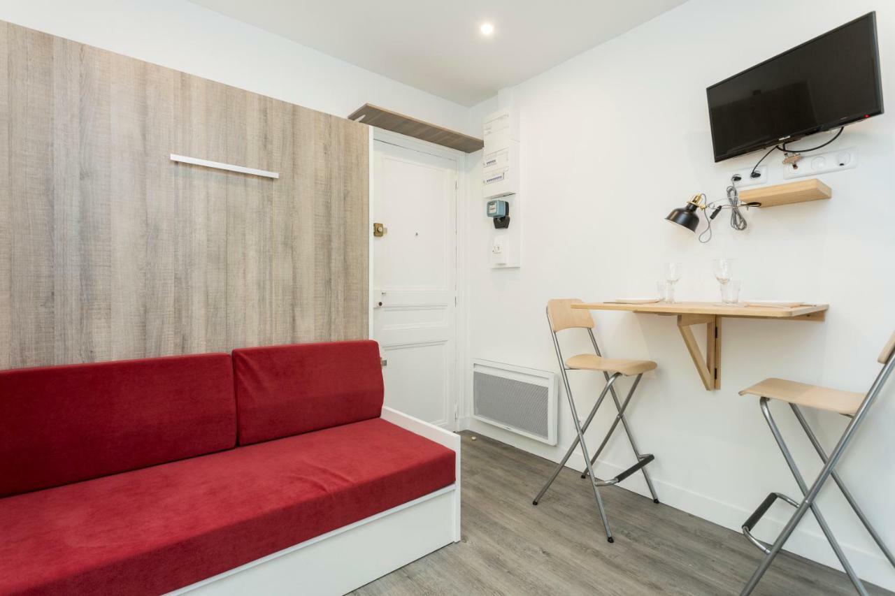 Studette De Charme Neuve Proche Invalides Appartement Parijs Buitenkant foto